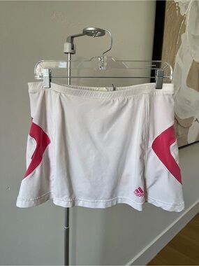 adidas White Tennis Skort with Pink Side Panels